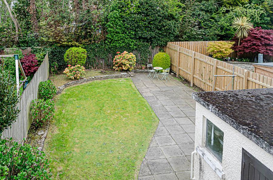 36 Downshire Park East