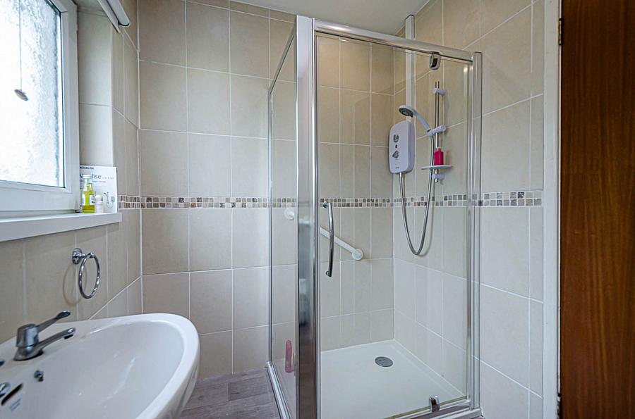 36 Downshire Park East