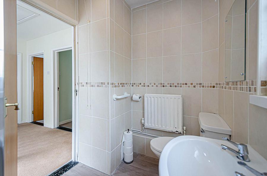 36 Downshire Park East