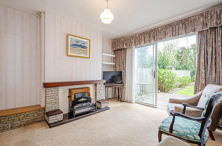 36 Downshire Park East