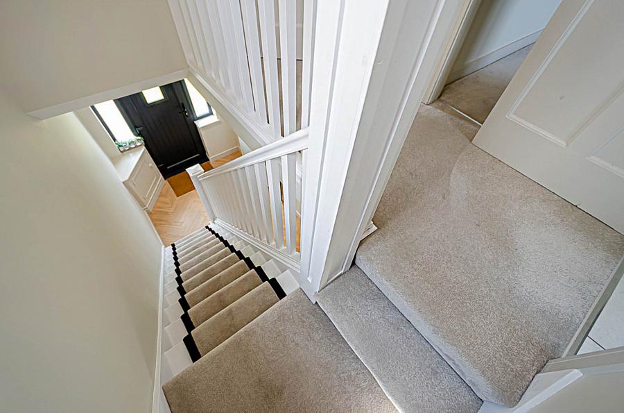 4 Mount Merrion Drive