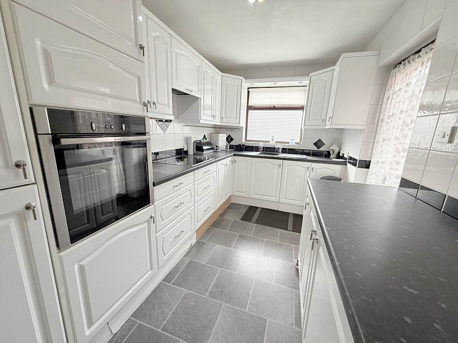 39 Willowfield Parade