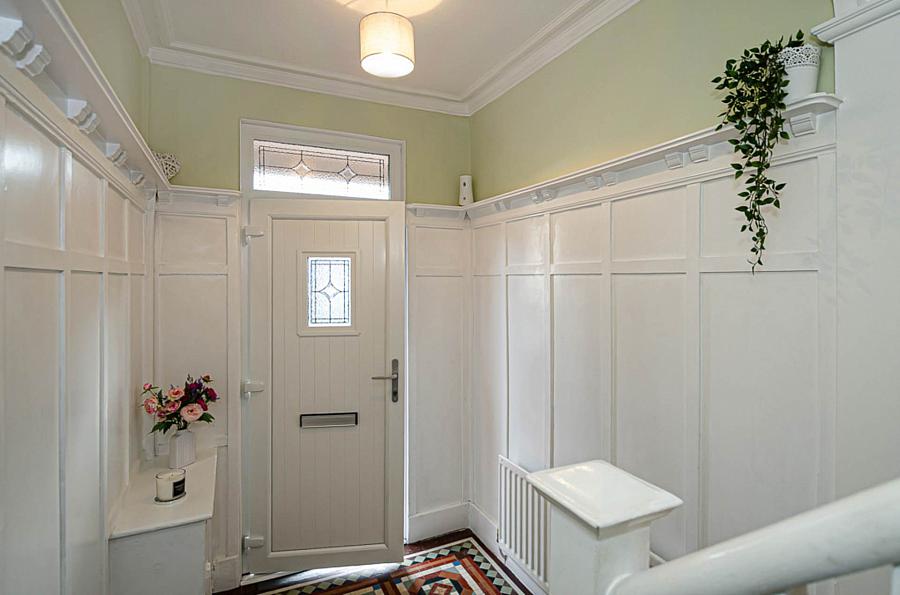 142 Ravenhill Avenue