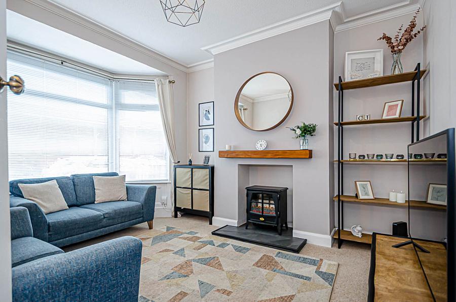 142 Ravenhill Avenue