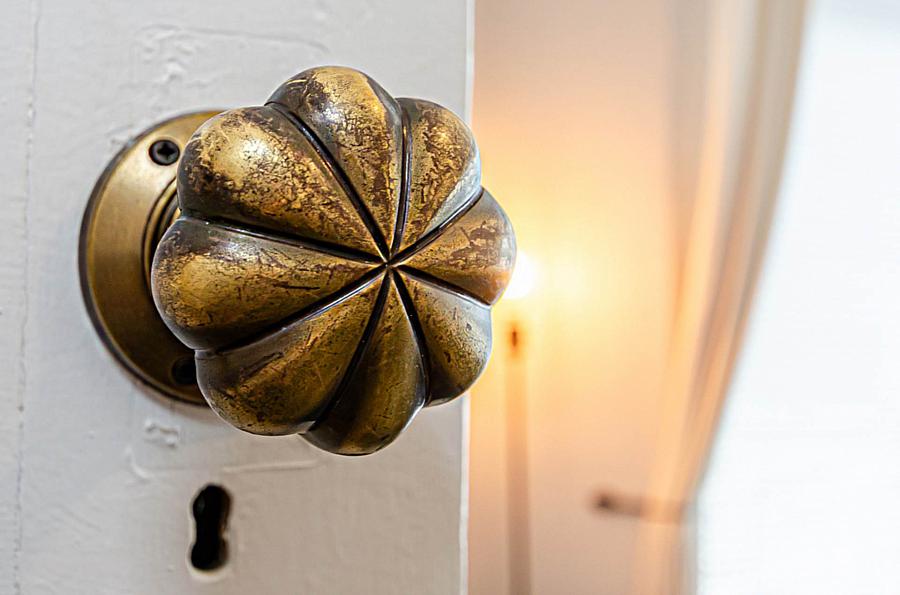 142 Ravenhill Avenue