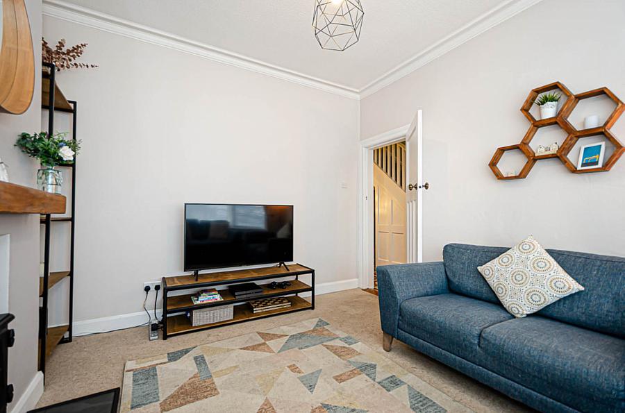 142 Ravenhill Avenue