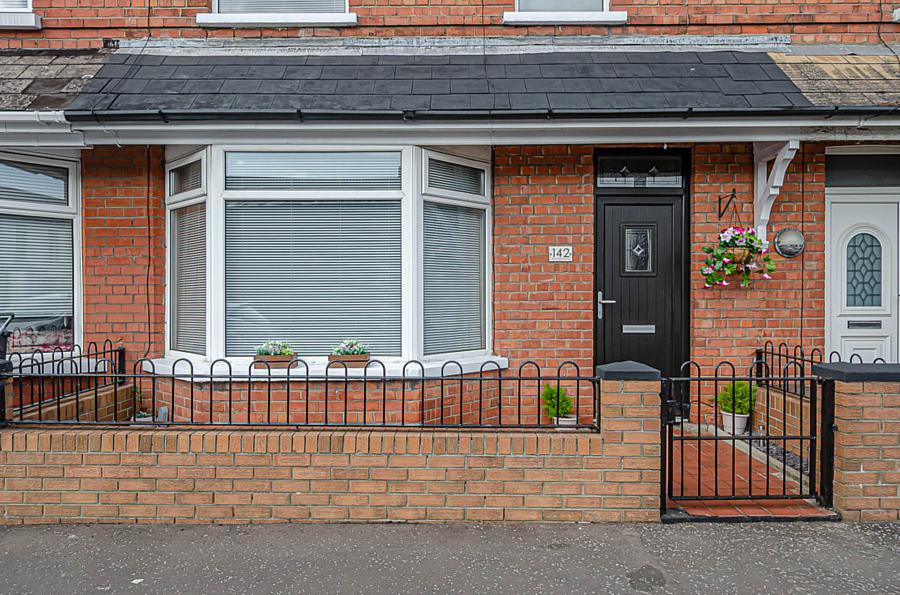 142 Ravenhill Avenue