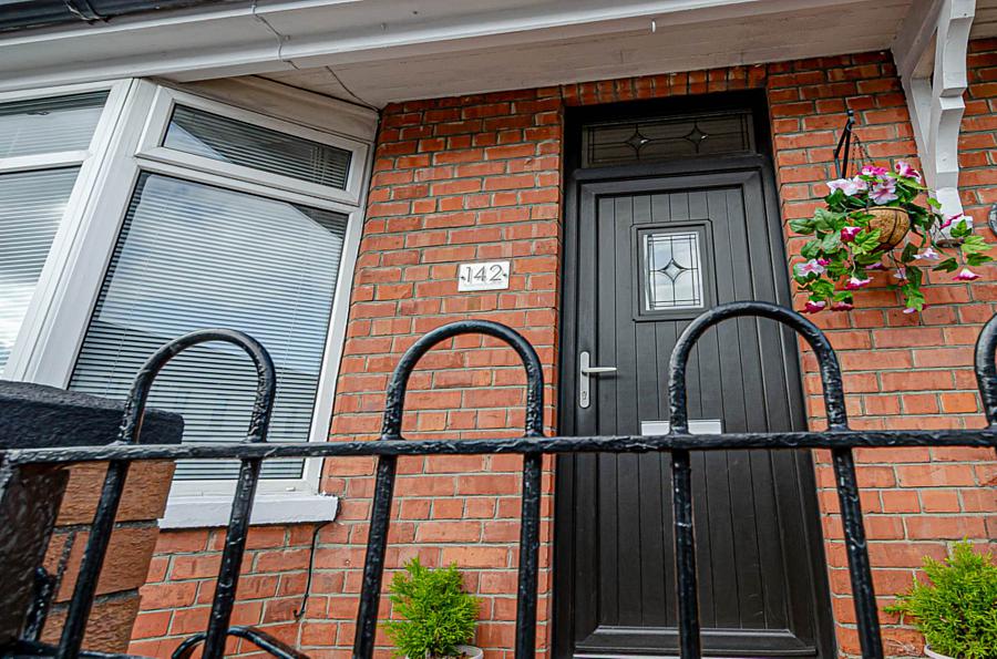 142 Ravenhill Avenue