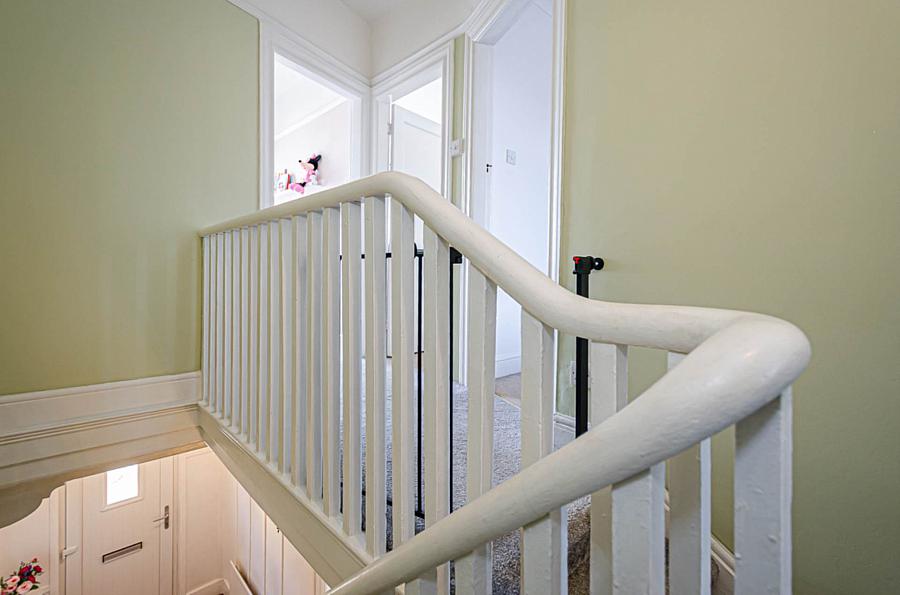 142 Ravenhill Avenue