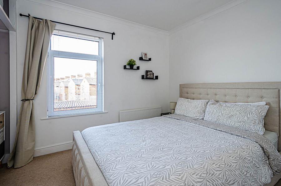 142 Ravenhill Avenue