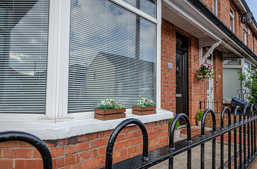 142 Ravenhill Avenue