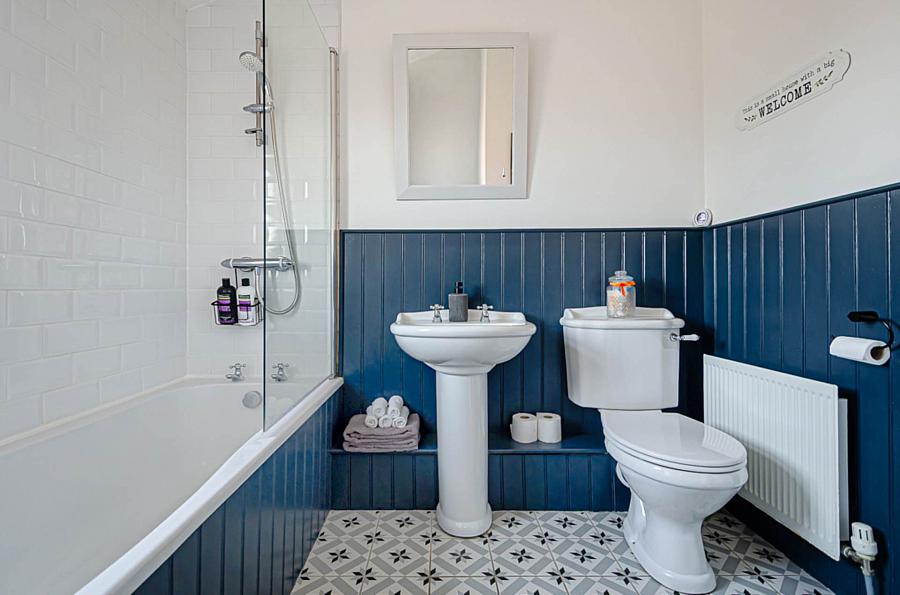 142 Ravenhill Avenue