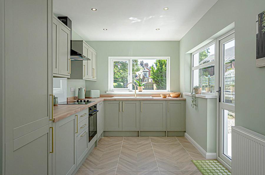 15 Hillsborough Drive