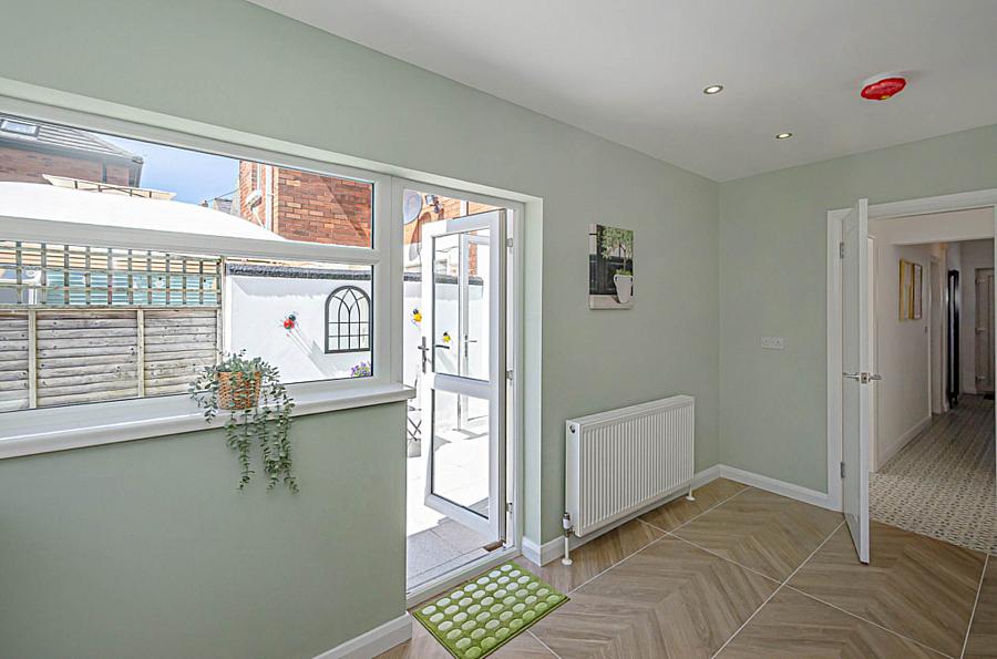 15 Hillsborough Drive