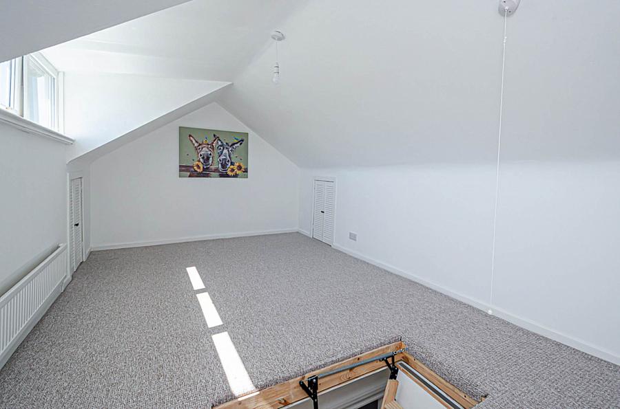 15 Hillsborough Drive