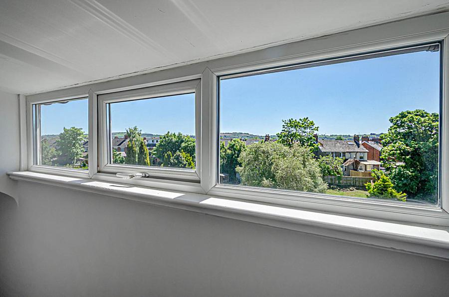 15 Hillsborough Drive