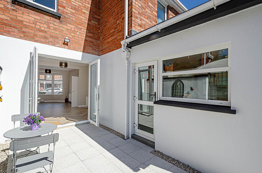 15 Hillsborough Drive