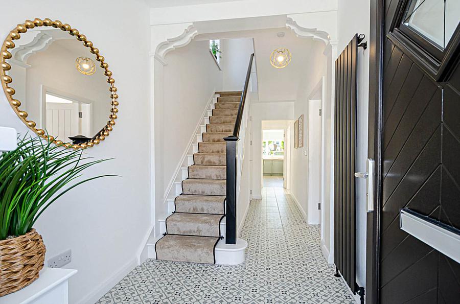 15 Hillsborough Drive