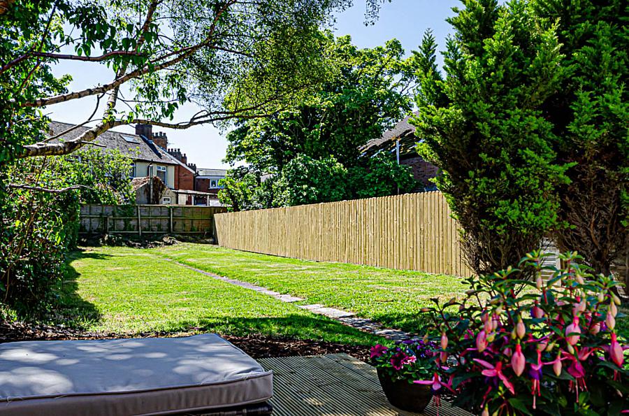 15 Hillsborough Drive