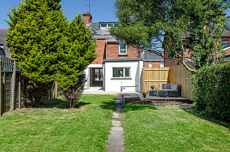 15 Hillsborough Drive