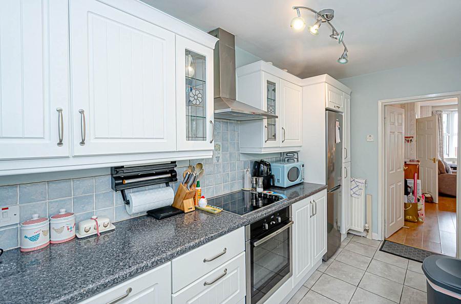 163 Rosebery Road