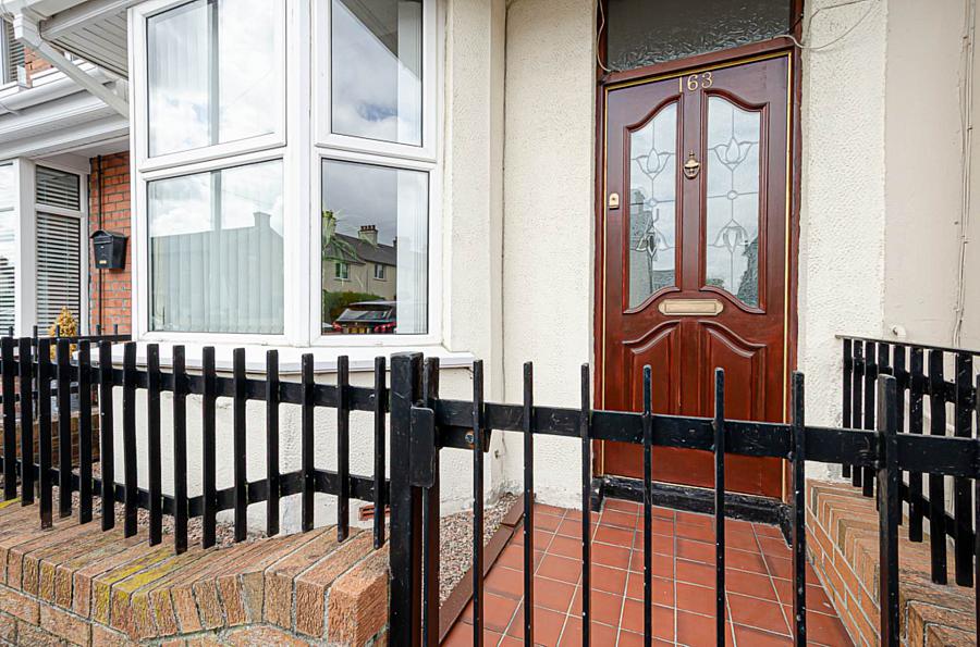 163 Rosebery Road
