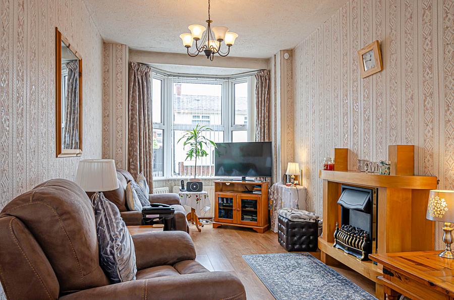 163 Rosebery Road