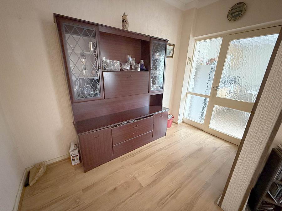 69 Willowfield Parade