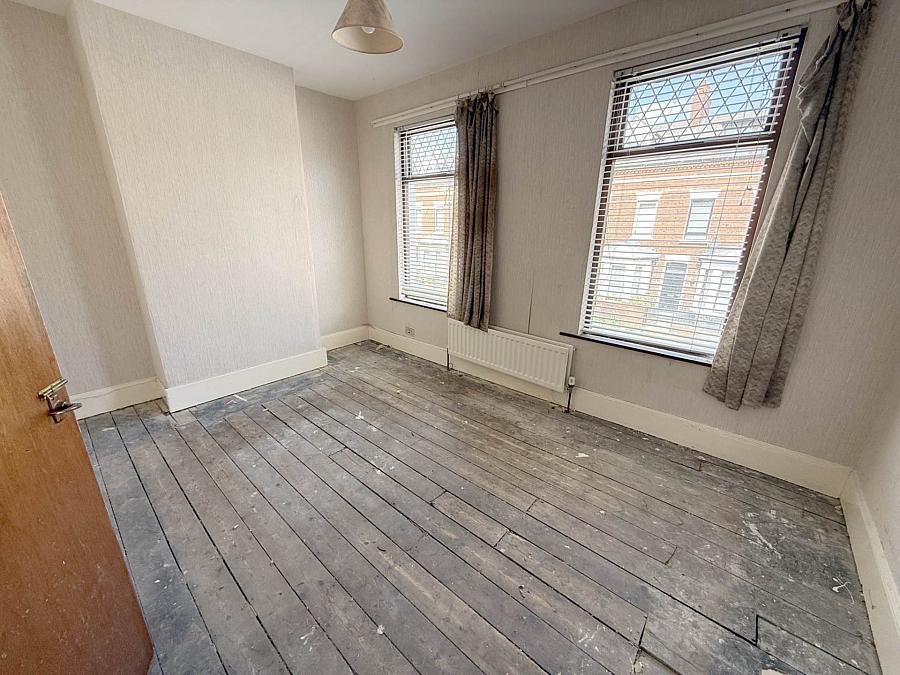 2 Lothair Avenue