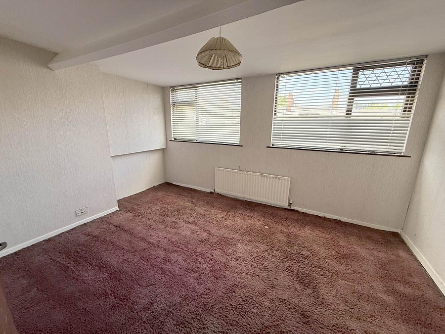 2 Lothair Avenue