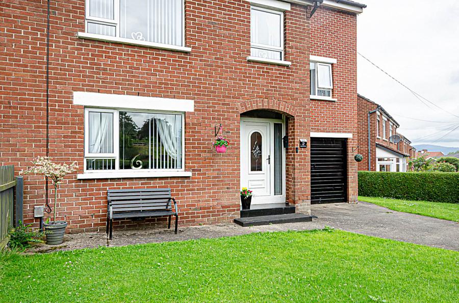 2 Glensharragh Park