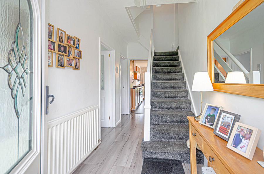 2 Glensharragh Park