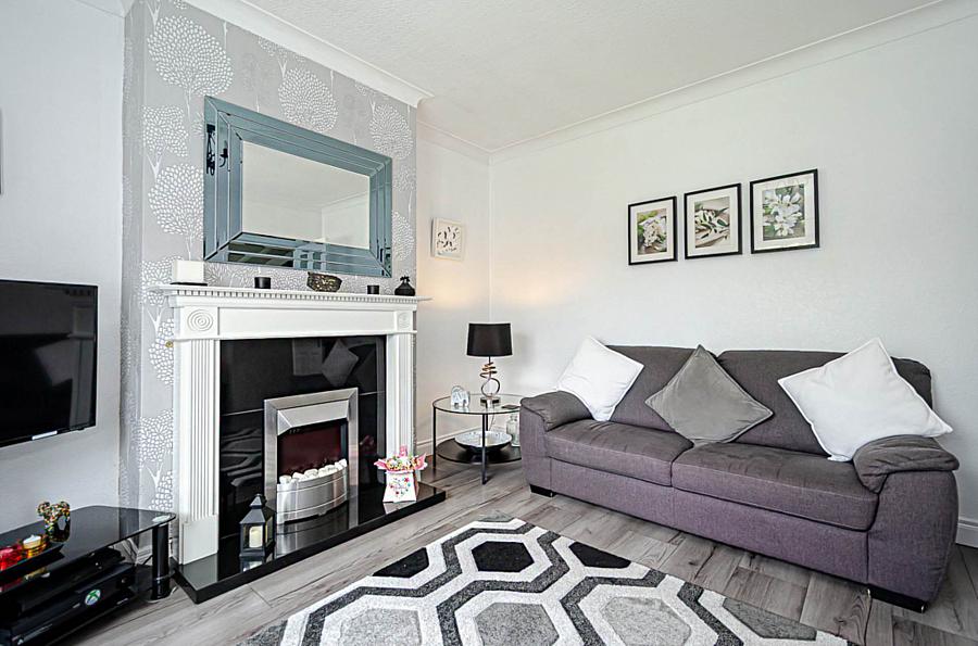 2 Glensharragh Park