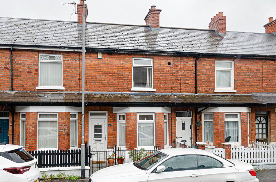 8 Hillsborough Drive, Belfast, BT6 9DS