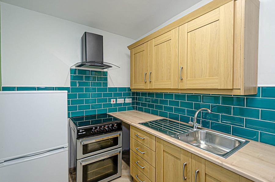 4 Foxglove Street