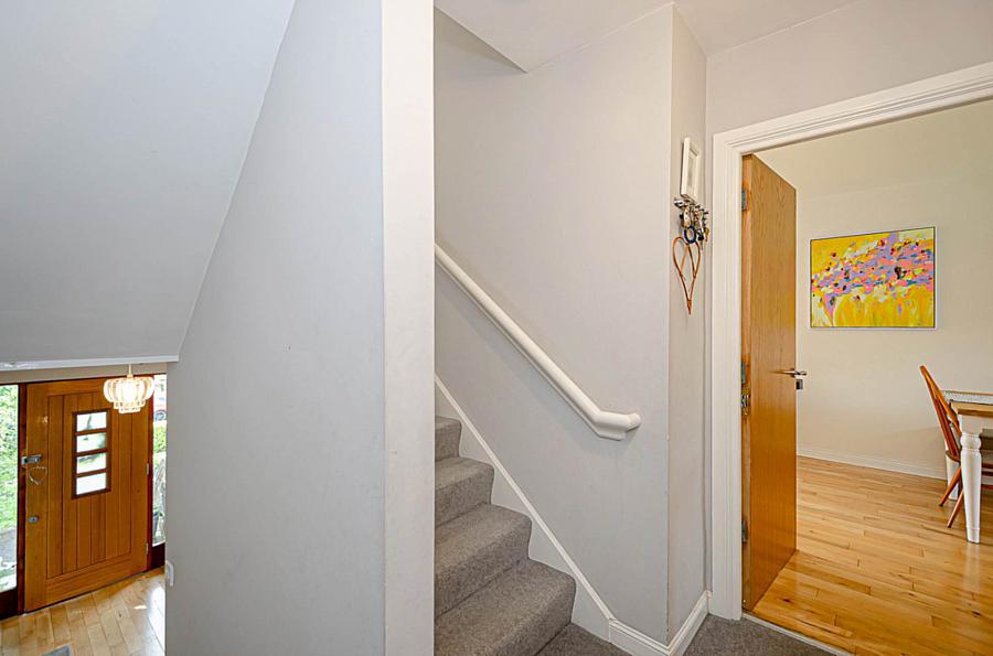 2 Thornhill Grove