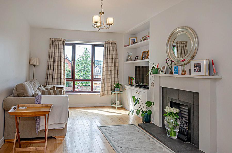 2 Thornhill Grove