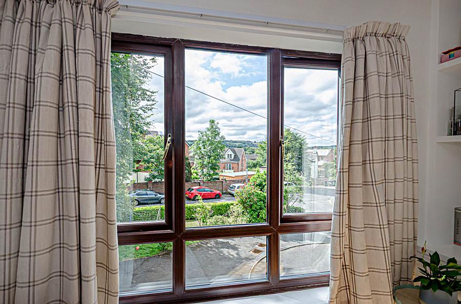 2 Thornhill Grove