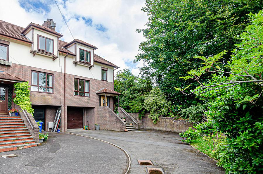 2 Thornhill Grove