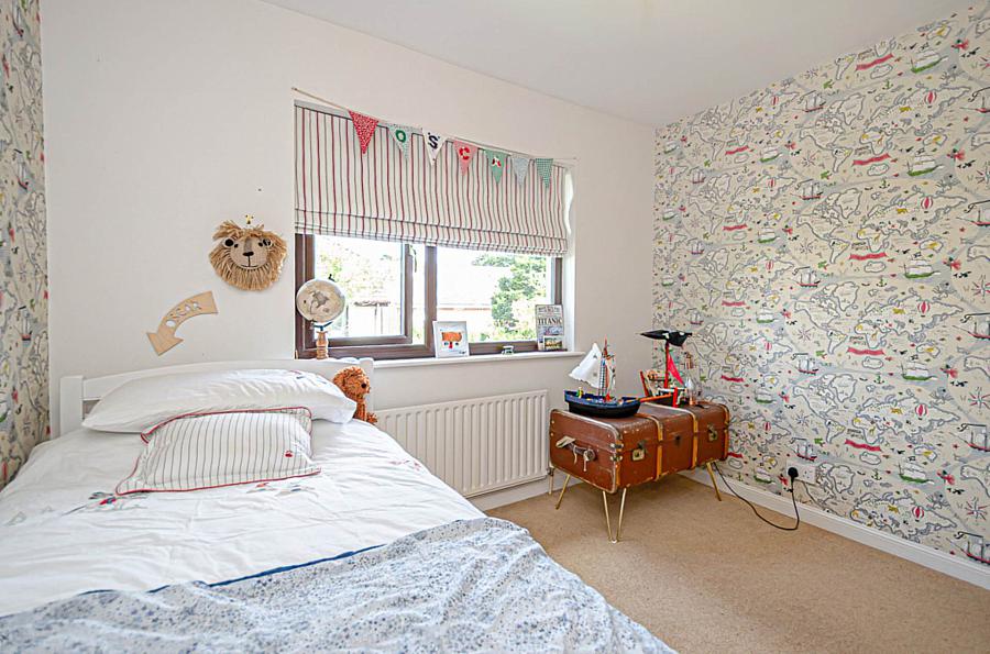 2 Thornhill Grove