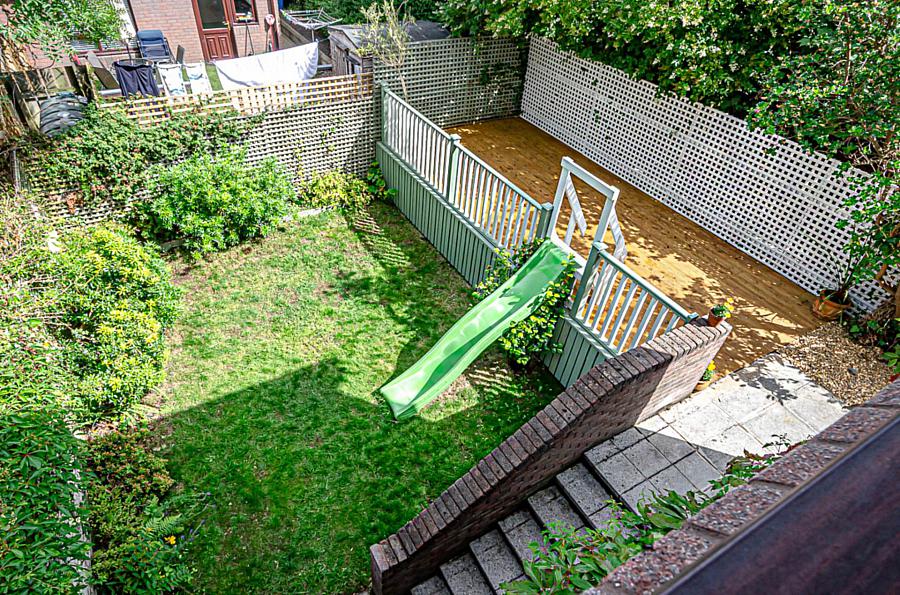 2 Thornhill Grove