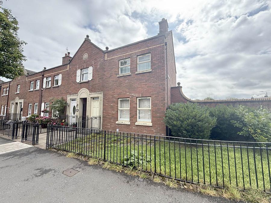 285 Albertbridge Road