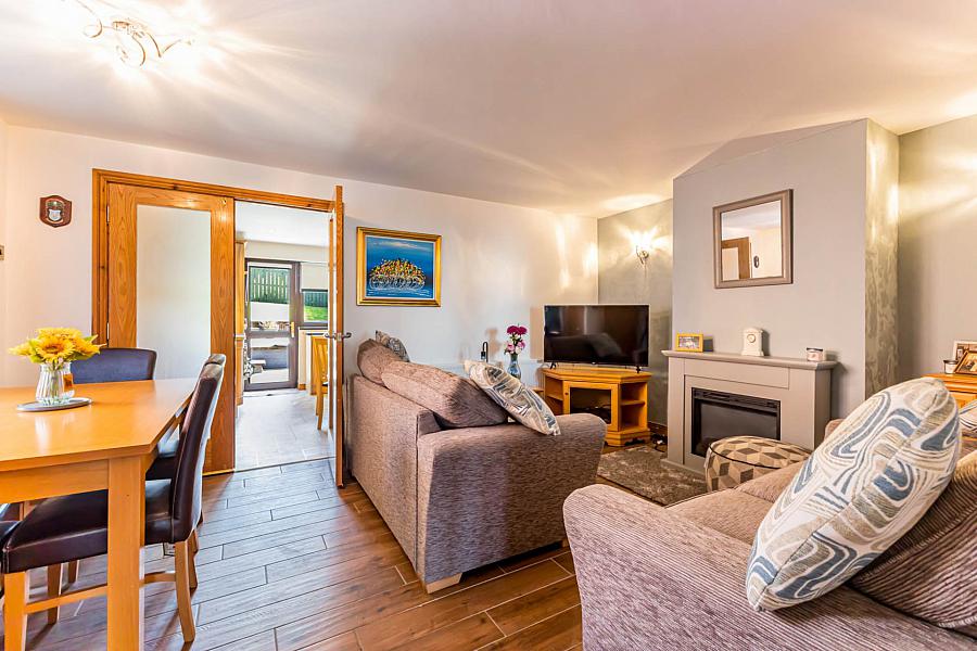 81 Orchardville Gardens