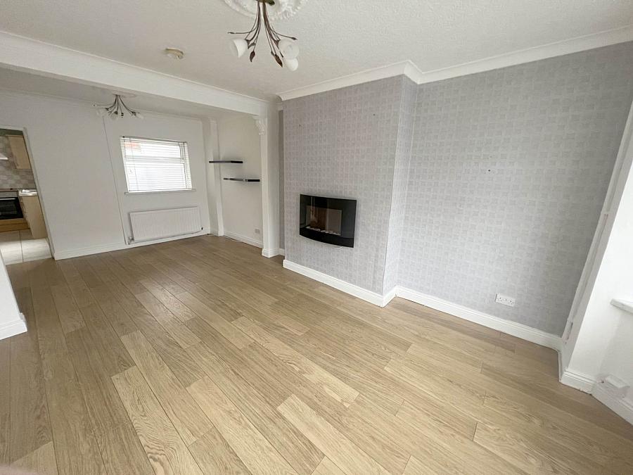 4 York Crescent