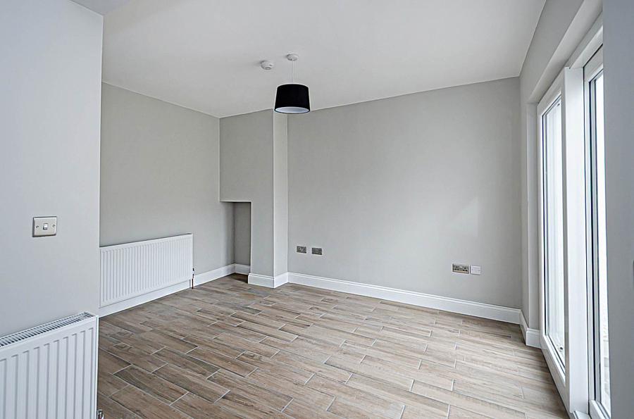 15 Glensharragh Gardens