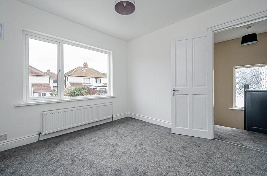 15 Glensharragh Gardens