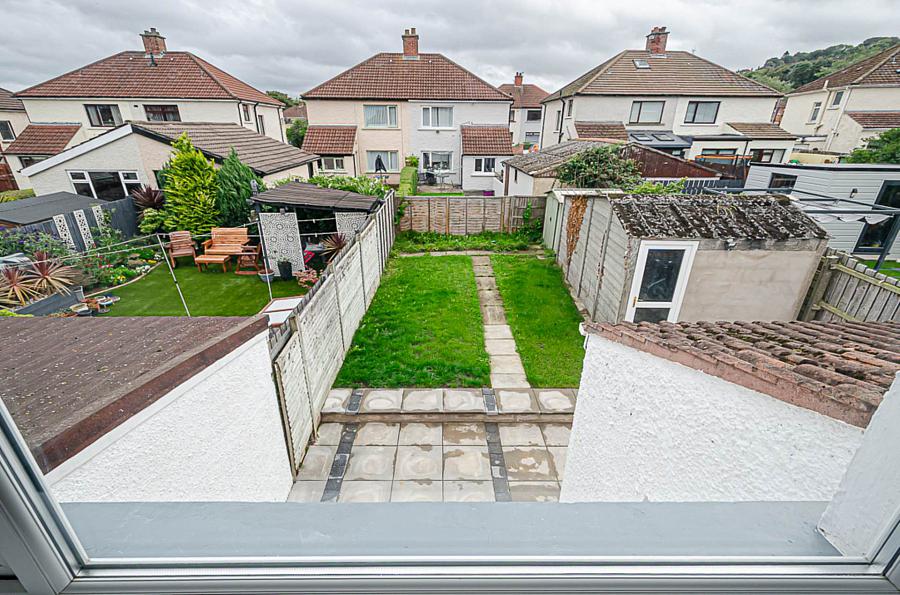 15 Glensharragh Gardens