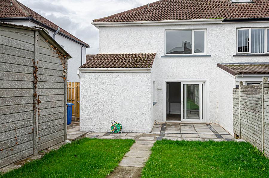 15 Glensharragh Gardens