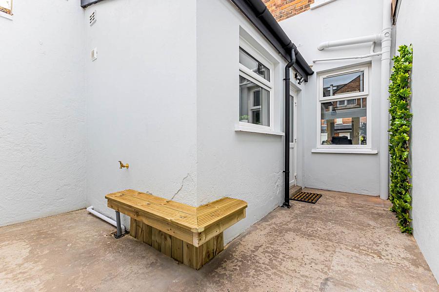 18 Lismain Street