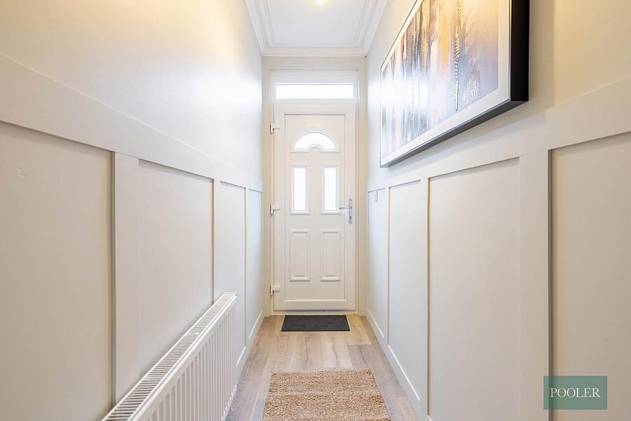 229 Ravenhill Avenue